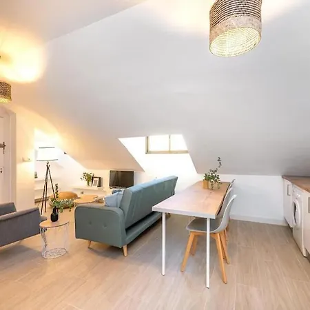 Ct 231 - Center - Floor Ii Apartment